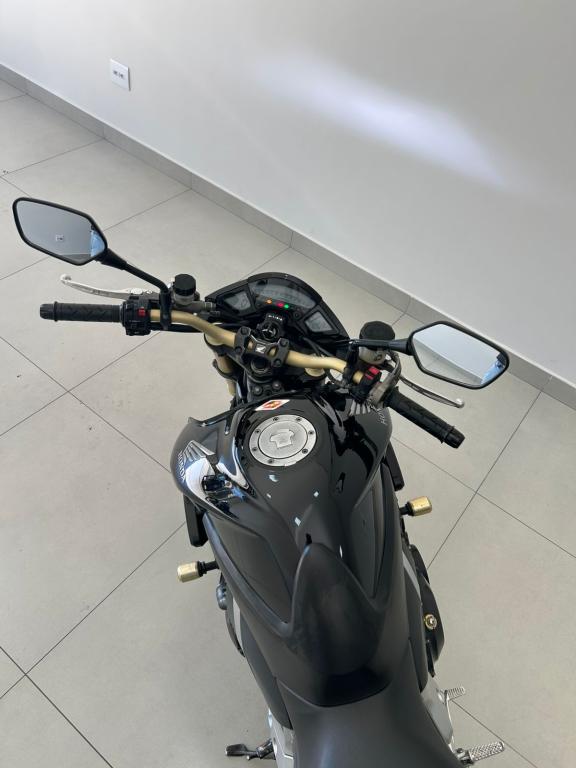 HONDA CB 1000 R - Foto
