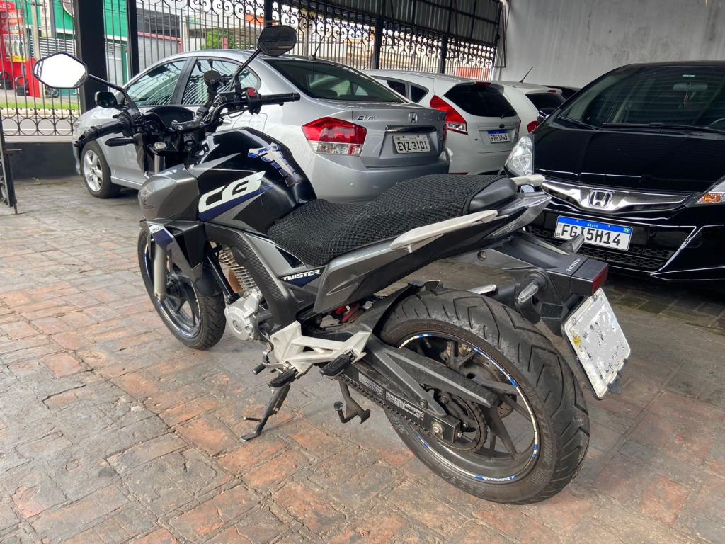 HONDA CB 250 F Twister - Foto