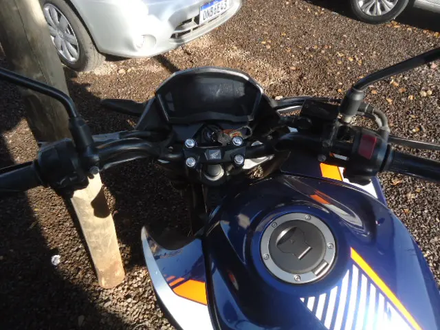 HONDA CB 250 F Twister - Foto