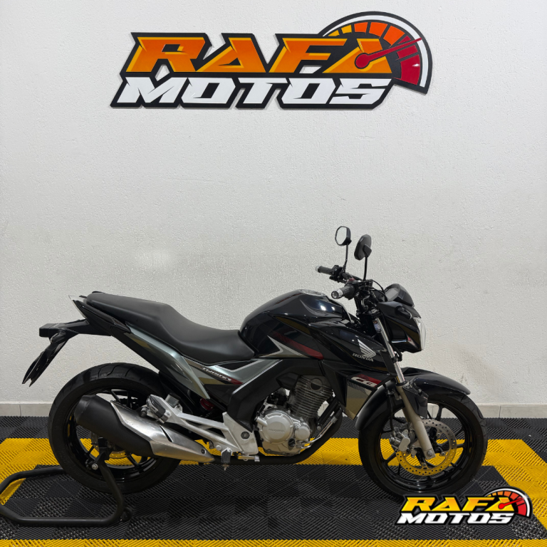 HONDA CB 250 F Twister - Foto