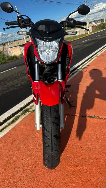 HONDA CB 250 F Twister