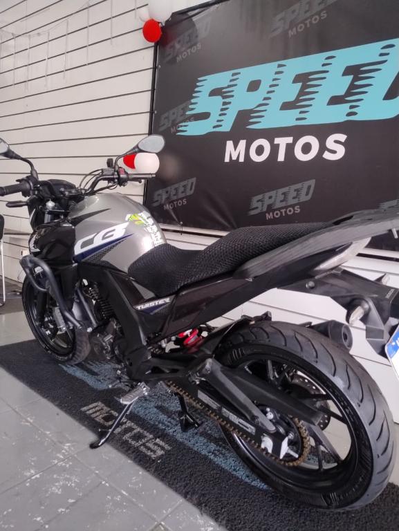 HONDA CB 250 F Twister - Foto