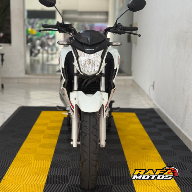 HONDA CB 250 F Twister - Foto