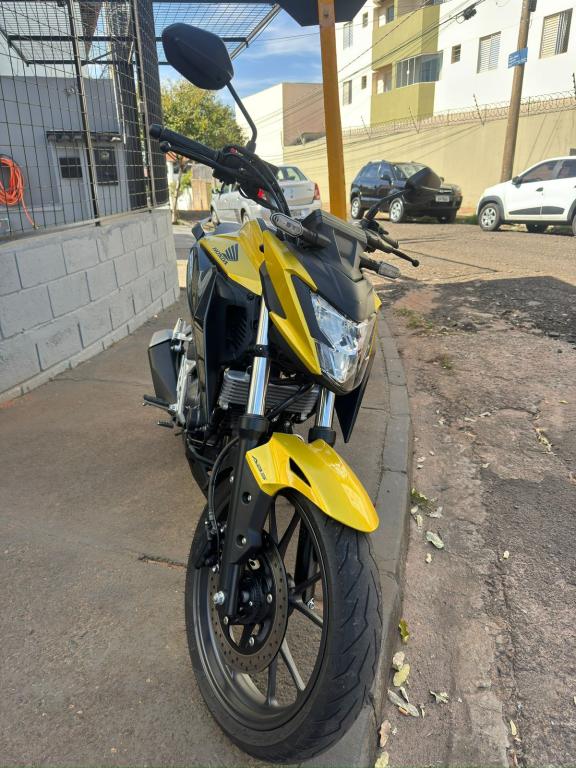 HONDA CB 300 F Twister - Foto