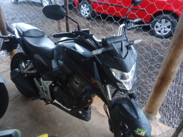 HONDA CB 300 F Twister - Foto