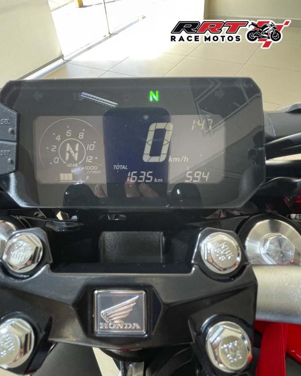 HONDA CB 300 F Twister - Foto