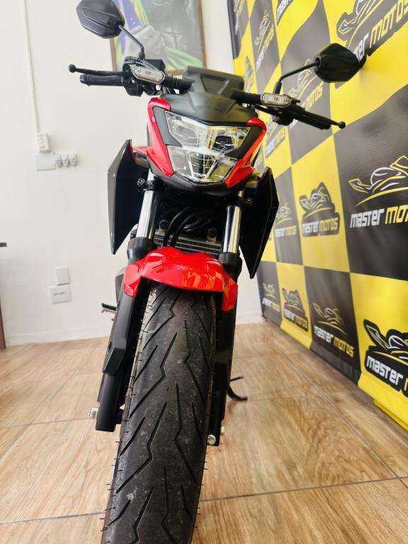 HONDA CB 300 F Twister - Foto