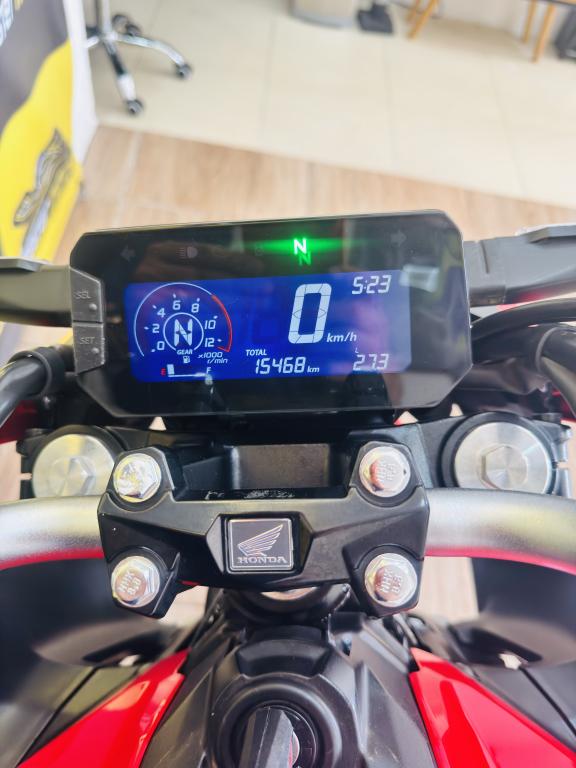 HONDA CB 300 F Twister - Foto