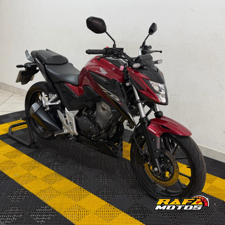 HONDA CB 300 F Twister - Foto