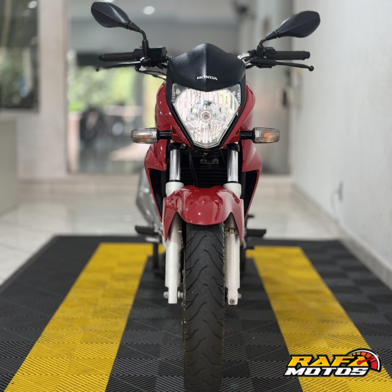 HONDA CB 300 R - Foto