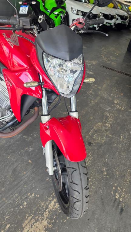 HONDA CB 300 R - Foto