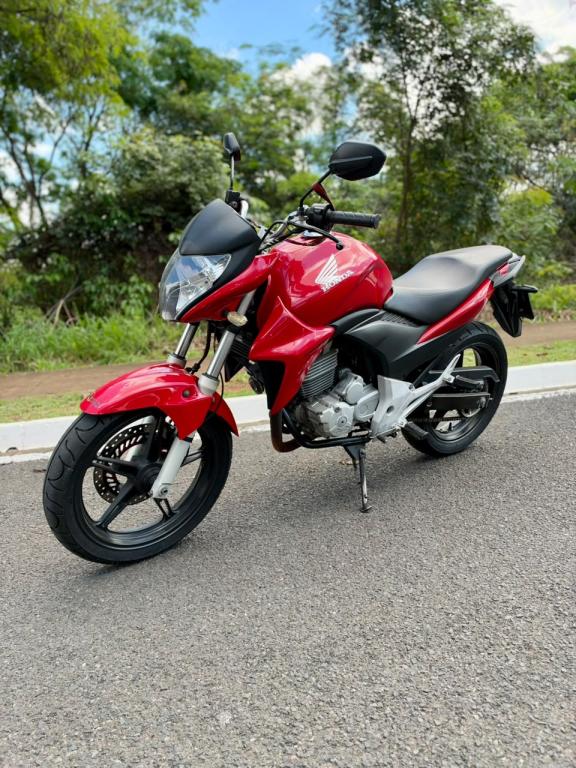 HONDA CB 300 R