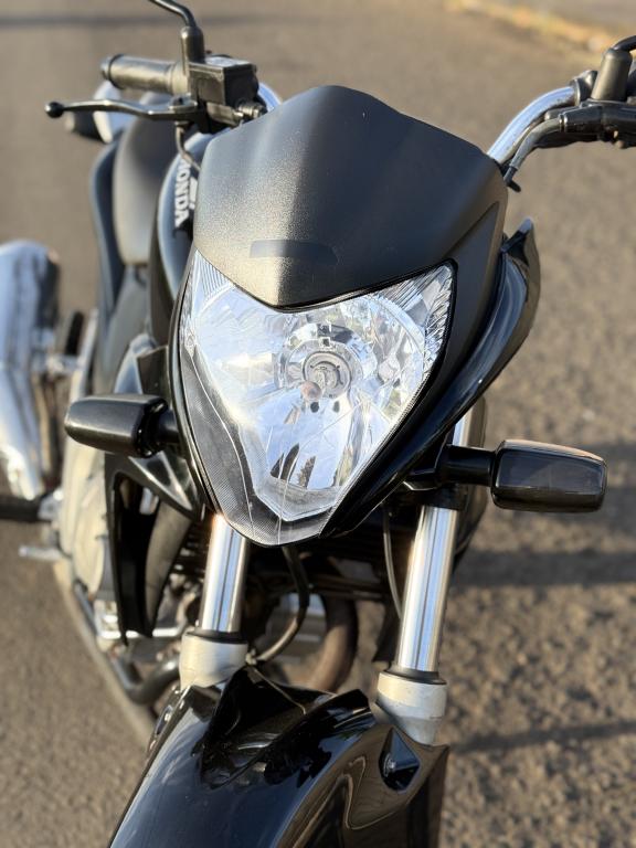 HONDA CB 300 R - Foto
