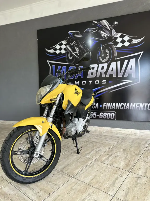 HONDA CB 300 R - Foto