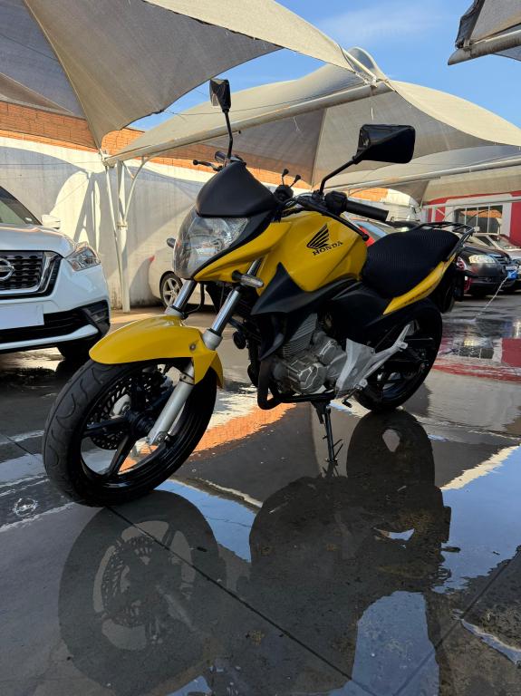 HONDA CB 300 R - Foto