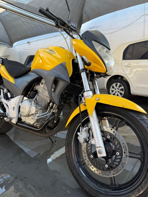 HONDA CB 300 R - Foto