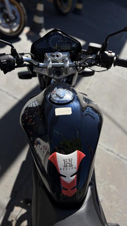 HONDA CB 300 R - Foto