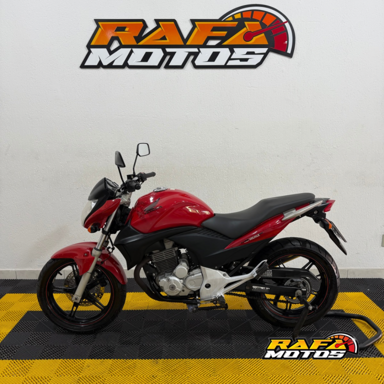 HONDA CB 300 R