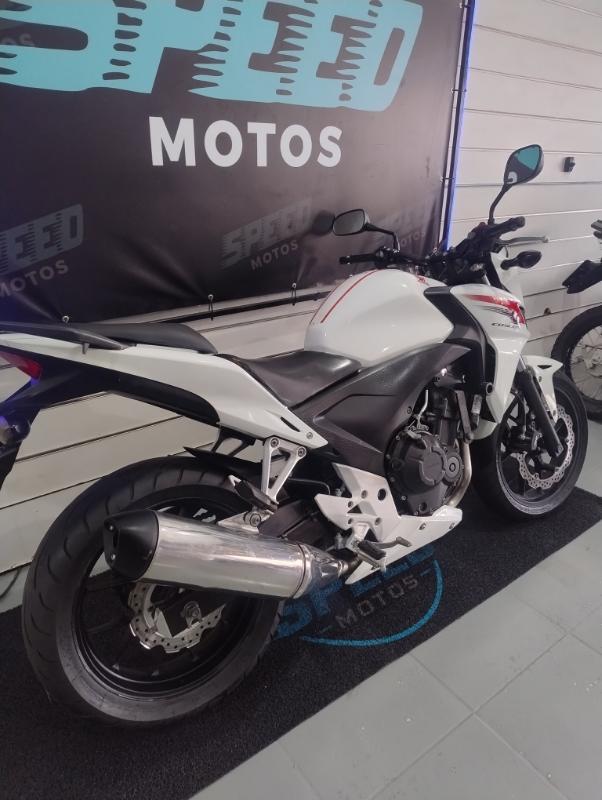 HONDA CB 500 F - Foto