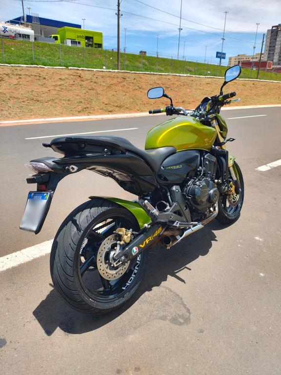 HONDA CB 600 F HORNET - Foto