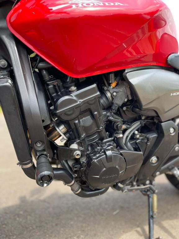 HONDA CB 600 F HORNET - Foto