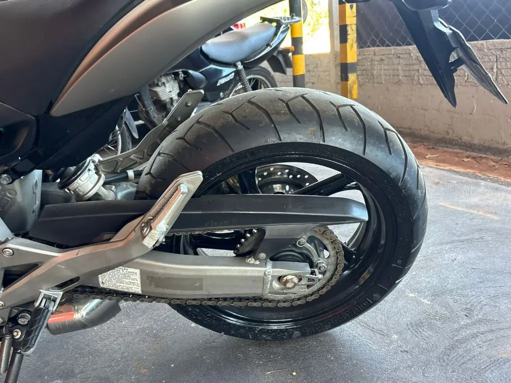 HONDA CB 600 F HORNET - Foto