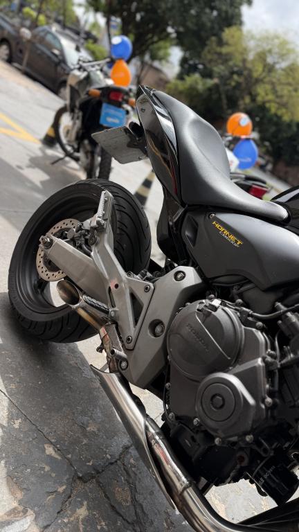 HONDA CB 600 F HORNET - Foto
