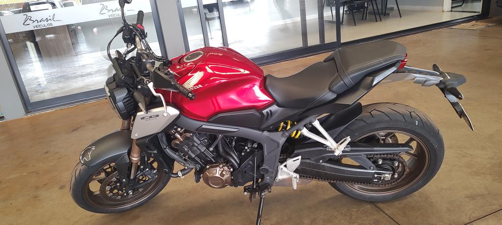 HONDA CB 650 R - Foto