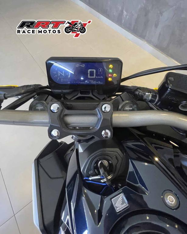 HONDA CB 650 R - Foto