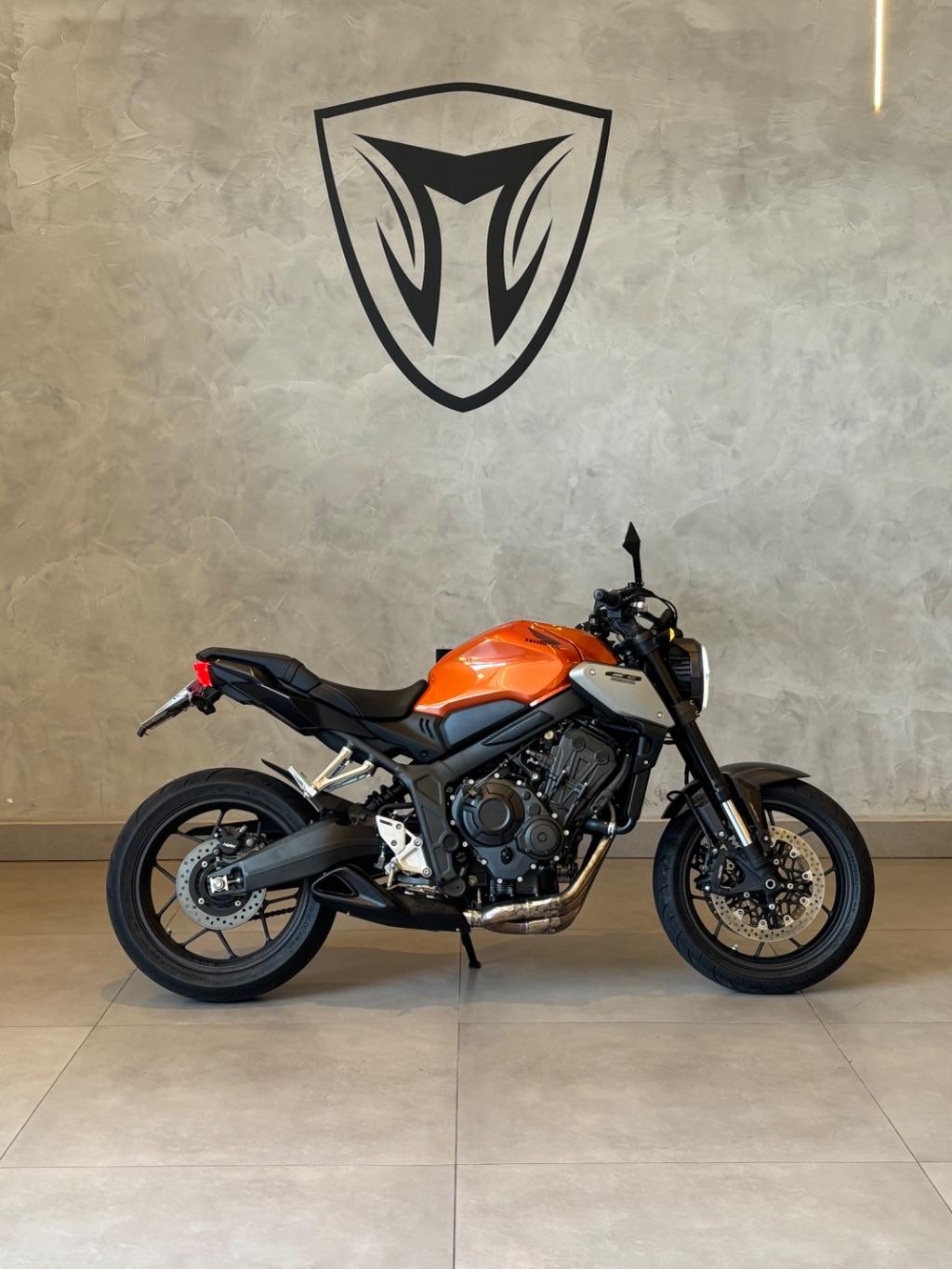 HONDA CB 650 R - Foto