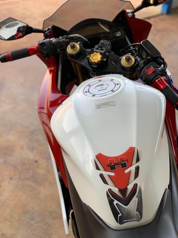 HONDA CBR 600 F - Foto