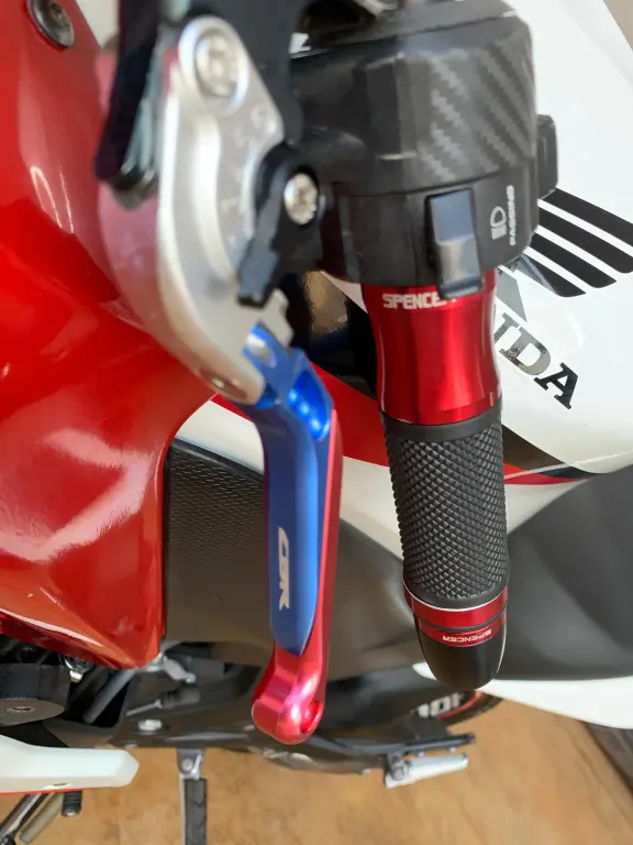 HONDA CBR 600 F - Foto