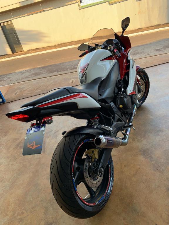 HONDA CBR 600 F - Foto