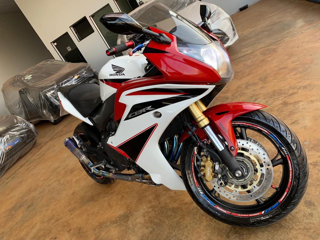 HONDA CBR 600 F - Foto