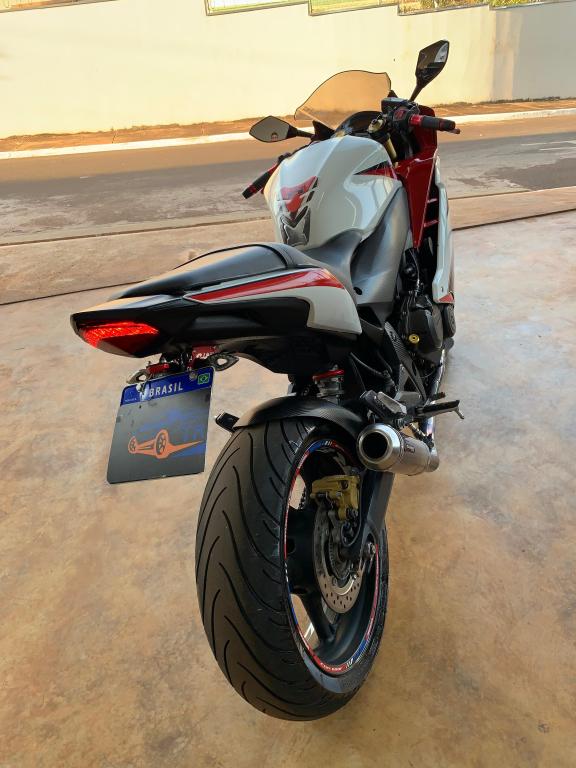 HONDA CBR 600 F - Foto