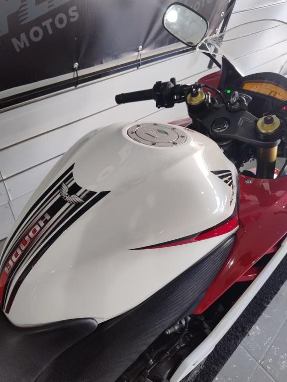 HONDA CBR 600 F - Foto