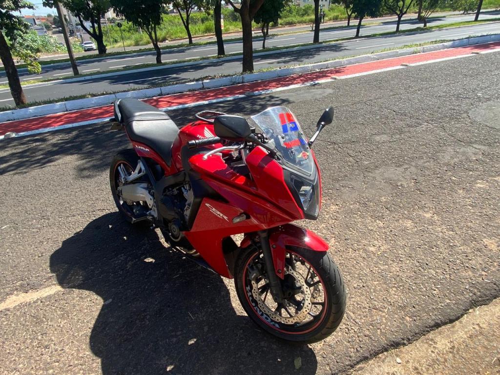 HONDA CBR 650 F - Foto