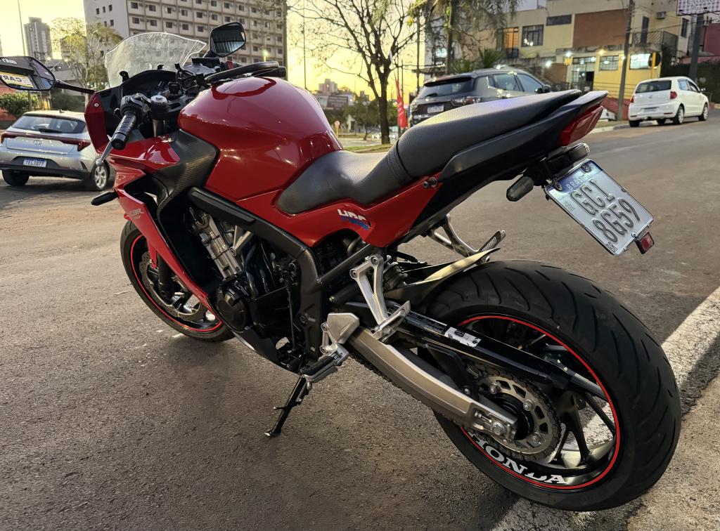 HONDA CBR 650 F - Foto