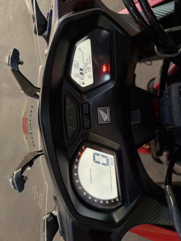HONDA CBR 650 F - Foto