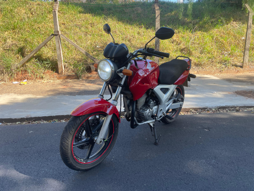 HONDA CBX Twister 250 - Foto