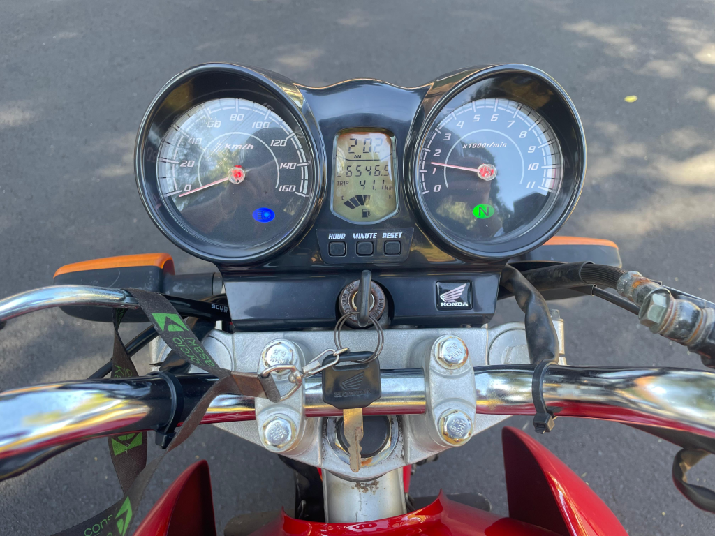 HONDA CBX Twister 250 - Foto