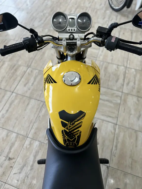 HONDA CBX Twister 250 - Foto