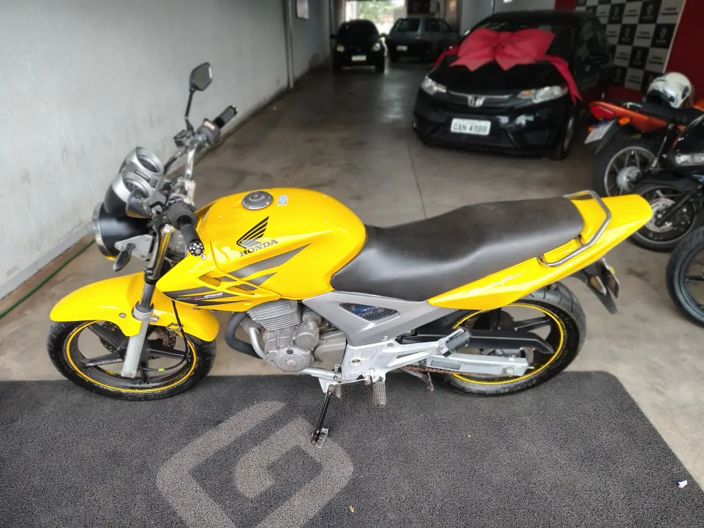 HONDA CBX Twister 250