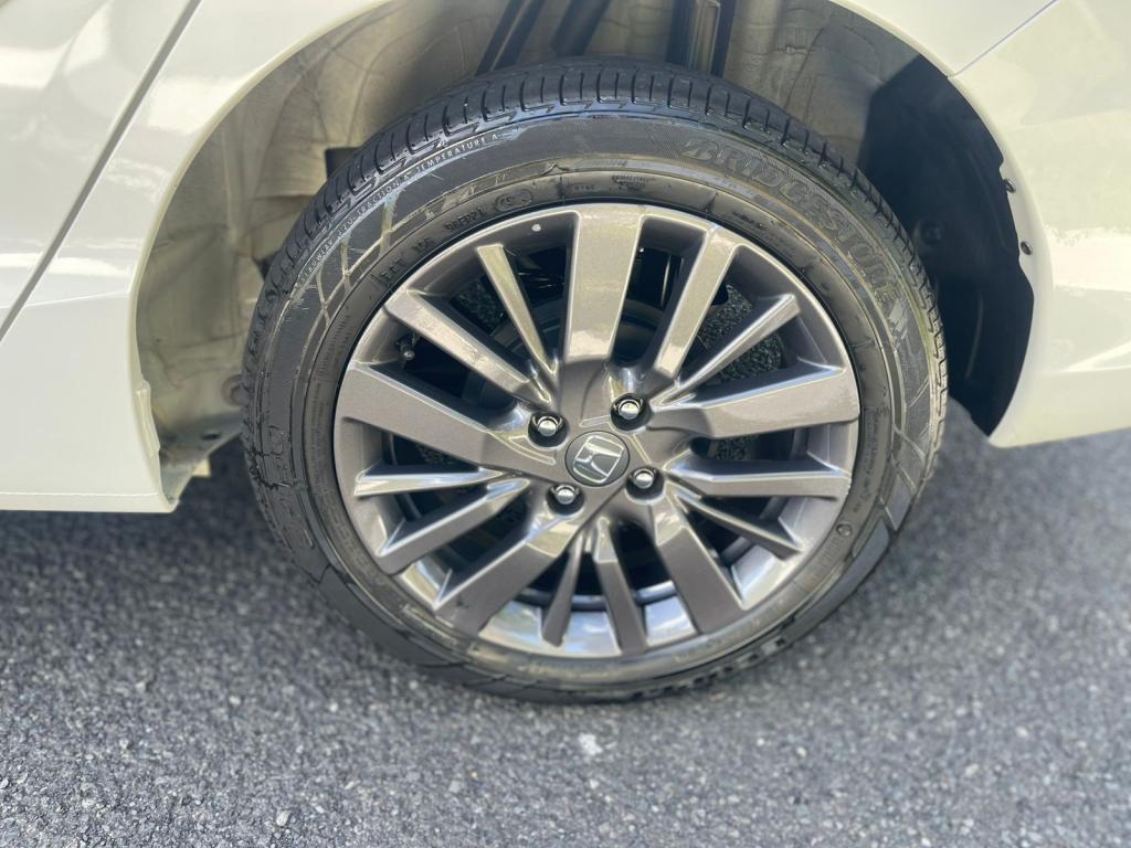 HONDA City Hatch - Foto