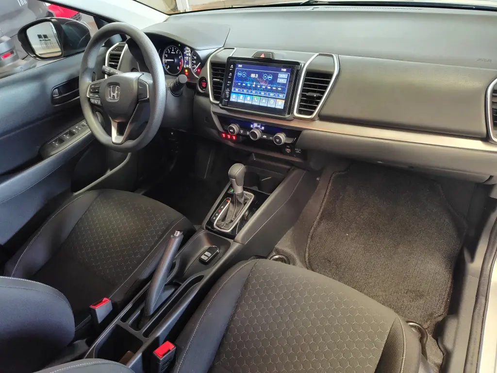 HONDA City Hatch - Foto