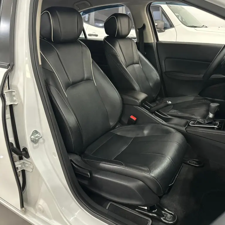 HONDA City Hatch - Foto