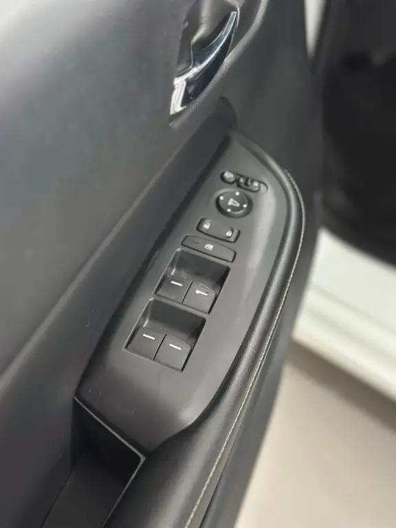 HONDA City Hatch - Foto
