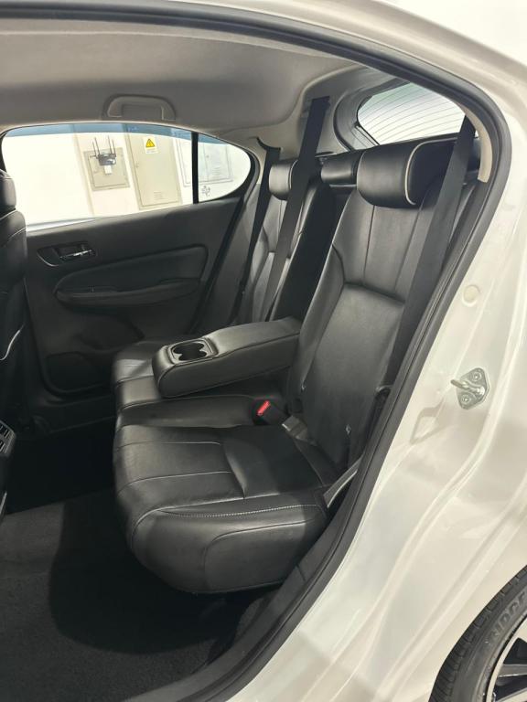 HONDA City Hatch - Foto