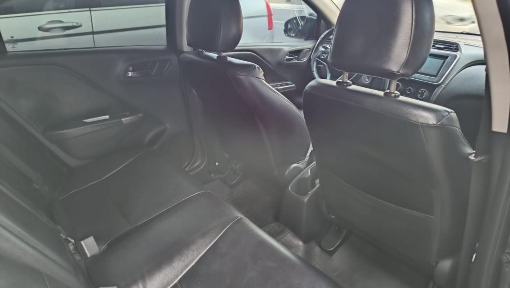 HONDA City Sedan - Foto