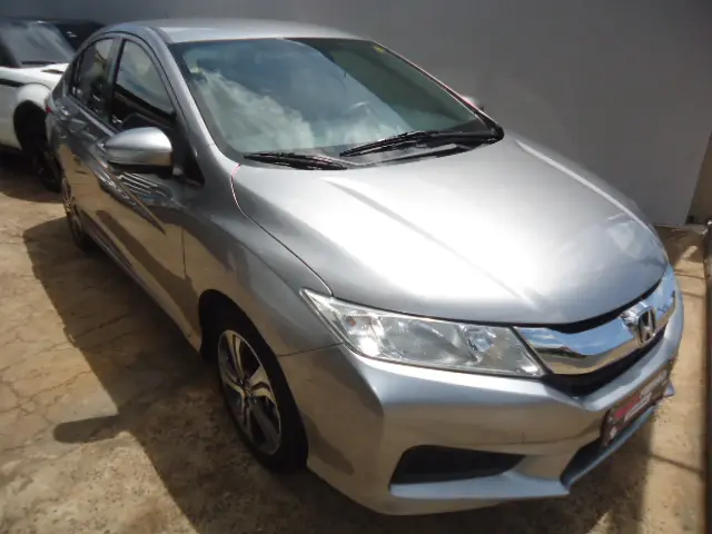 HONDA City Sedan - Foto